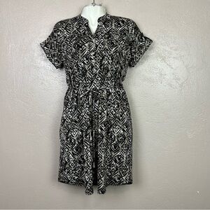 New‎ Directions Black and White Geometric Mini Dress
